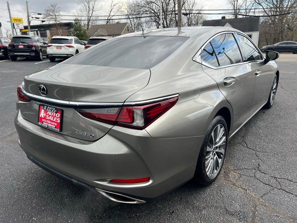 Lexus ES 350 F SPORT 2019