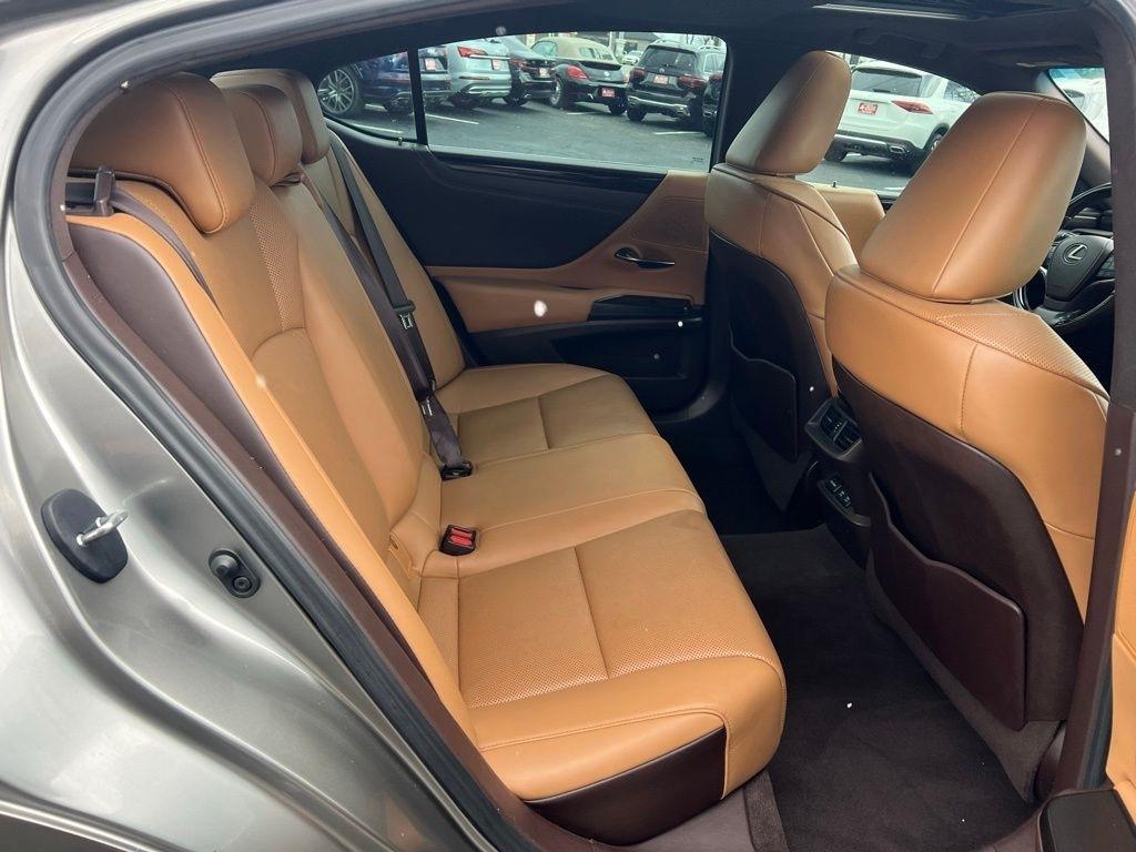 Lexus ES 350 F SPORT 2019