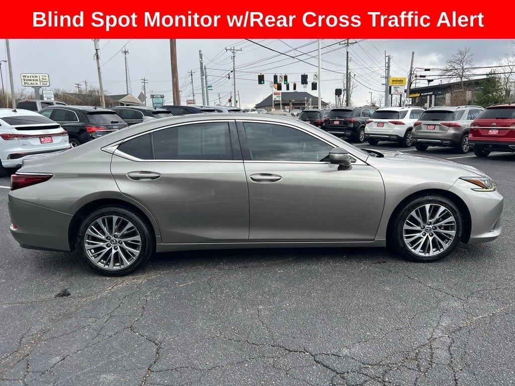 Lexus ES 350 F SPORT 2019