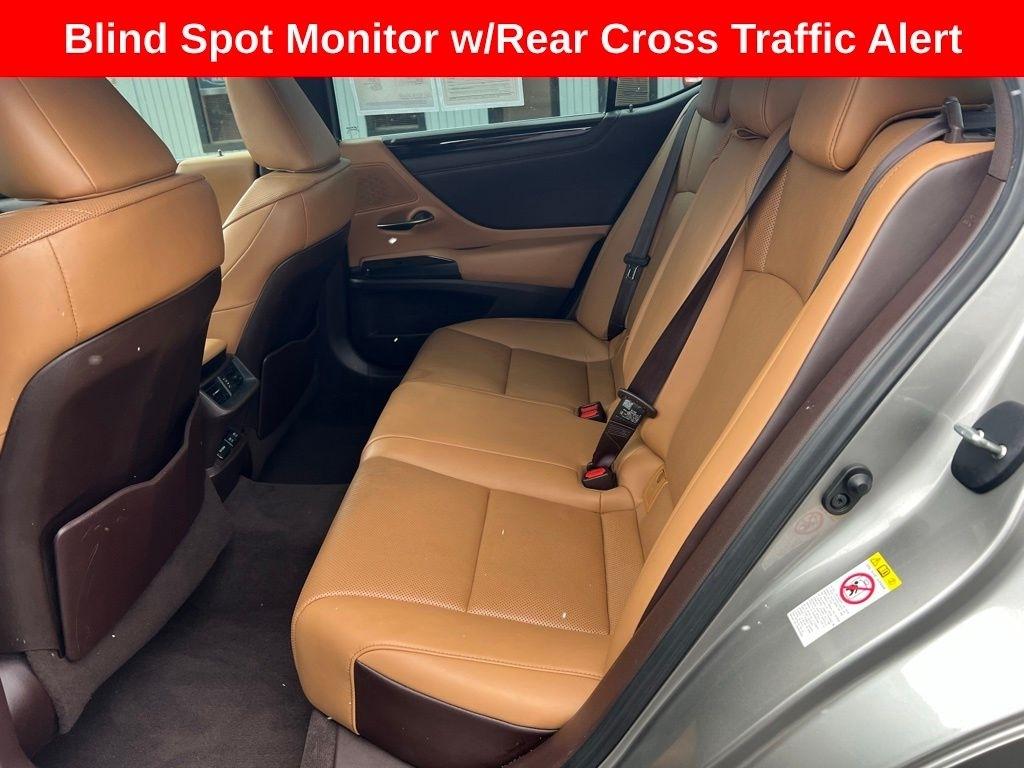 Lexus ES 350 F SPORT 2019