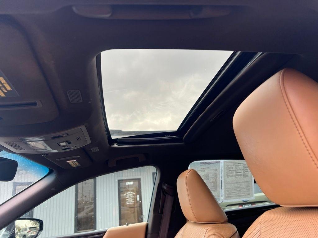 Lexus ES 350 F SPORT 2019