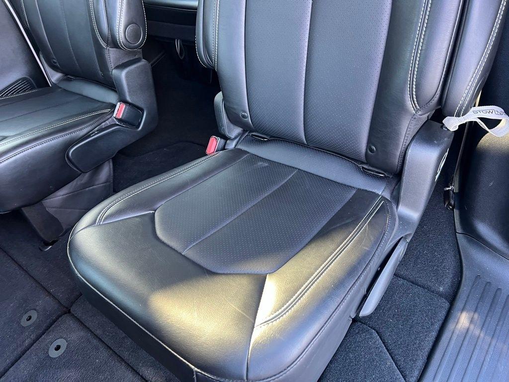 Chrysler Pacifica Select 2025