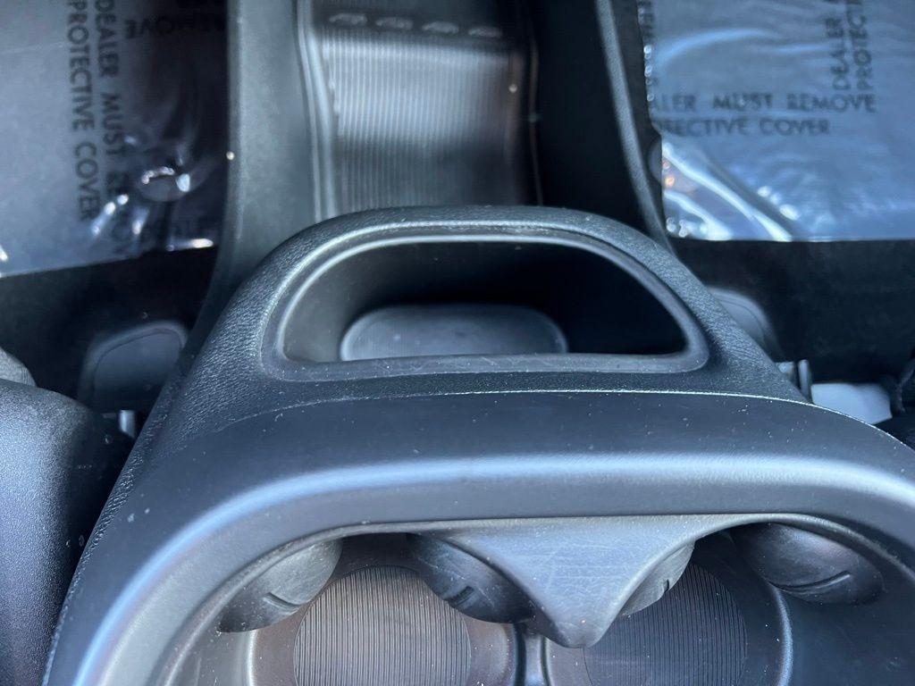 Chrysler Pacifica Select 2025