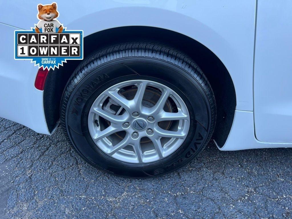 Chrysler Pacifica Select 2025