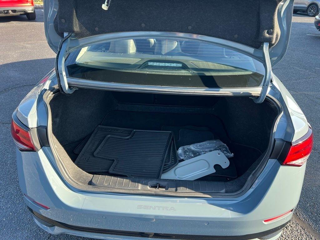 Nissan Sentra SR 2024