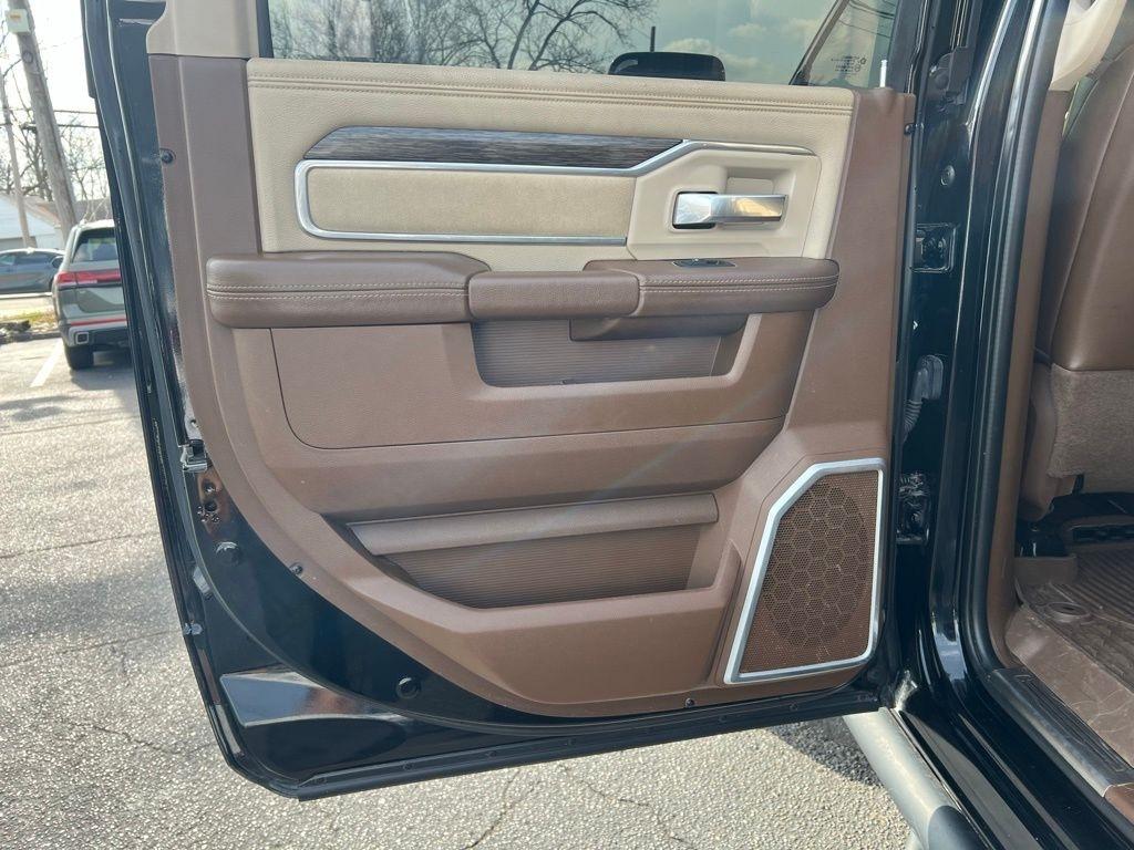 RAM 2500 Laramie Mega Cab 4WD 2020