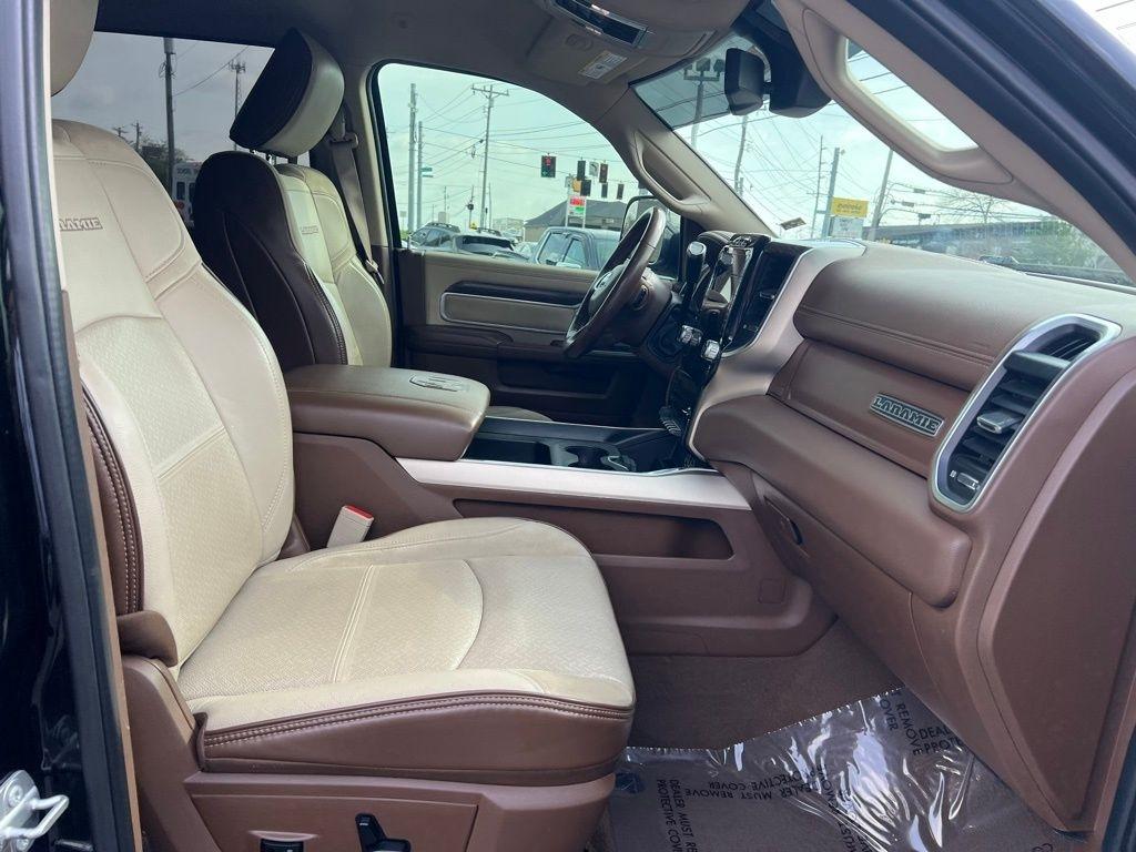 RAM 2500 Laramie Mega Cab 4WD 2020