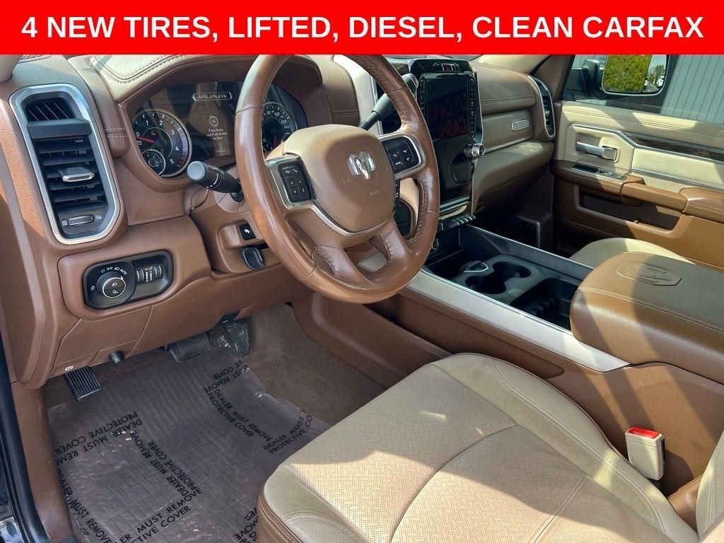 RAM 2500 Laramie Mega Cab 4WD 2020