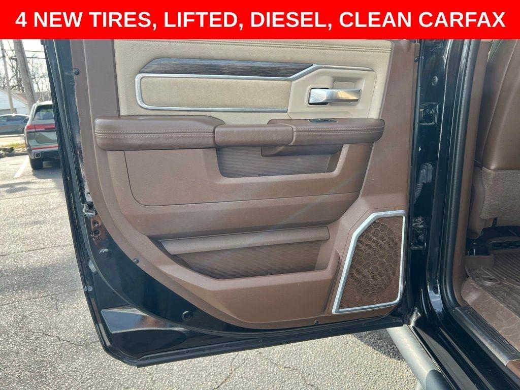RAM 2500 Laramie Mega Cab 4WD 2020