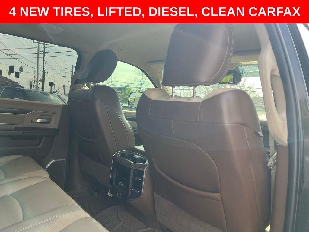 RAM 2500 Laramie Mega Cab 4WD 2020