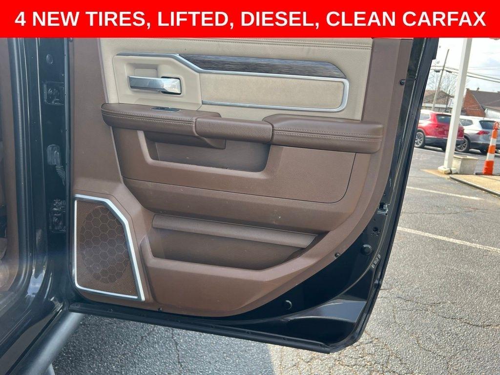 RAM 2500 Laramie Mega Cab 4WD 2020