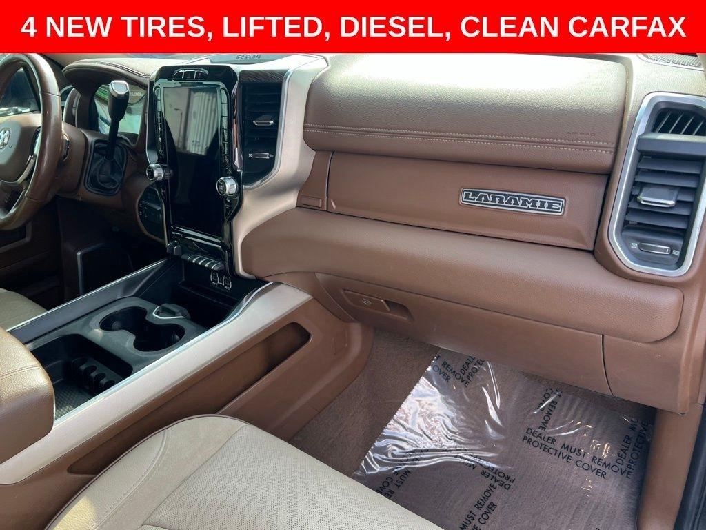 RAM 2500 Laramie Mega Cab 4WD 2020