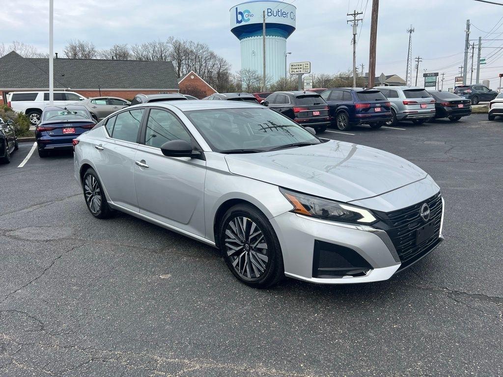 Nissan Altima 2.5 SV 2024