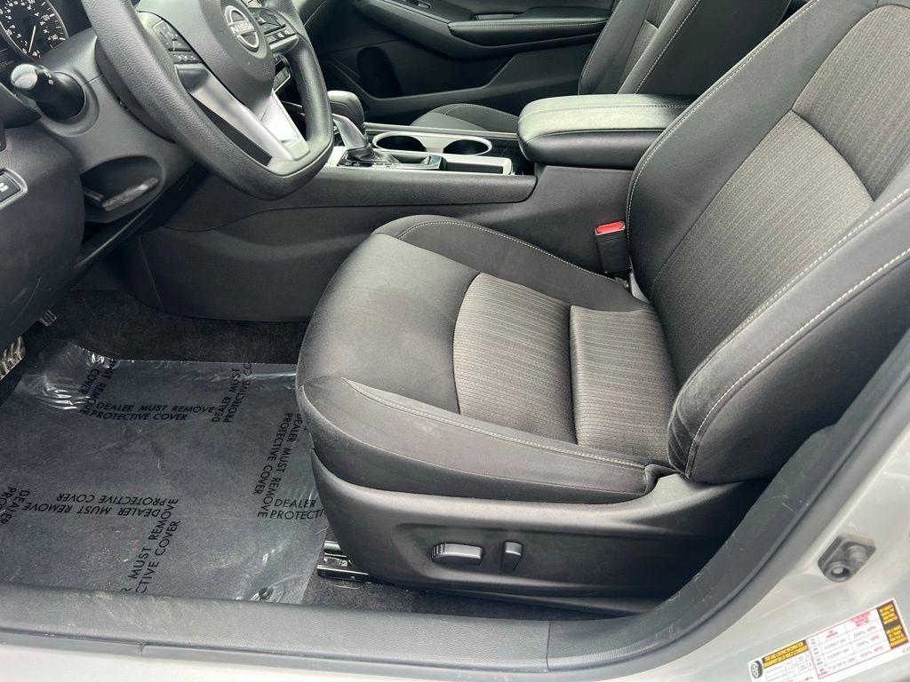 Nissan Altima 2.5 SV 2024