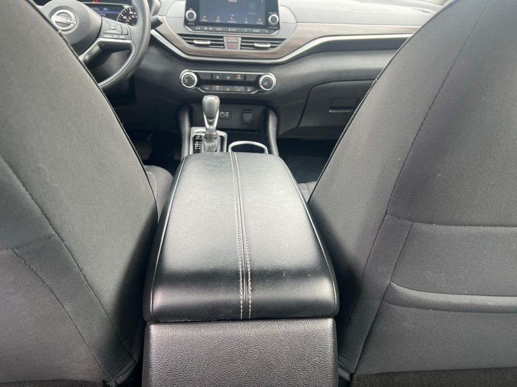 Nissan Altima 2.5 SV 2024