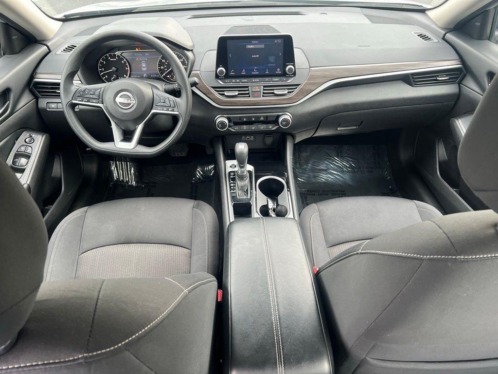 Nissan Altima 2.5 SV 2024