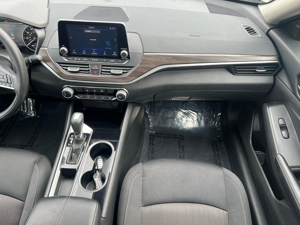 Nissan Altima 2.5 SV 2024