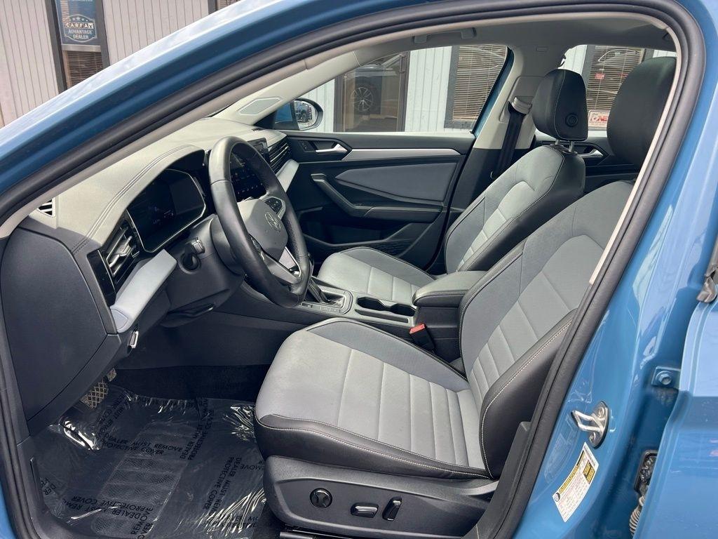 Volkswagen Jetta SE 2025