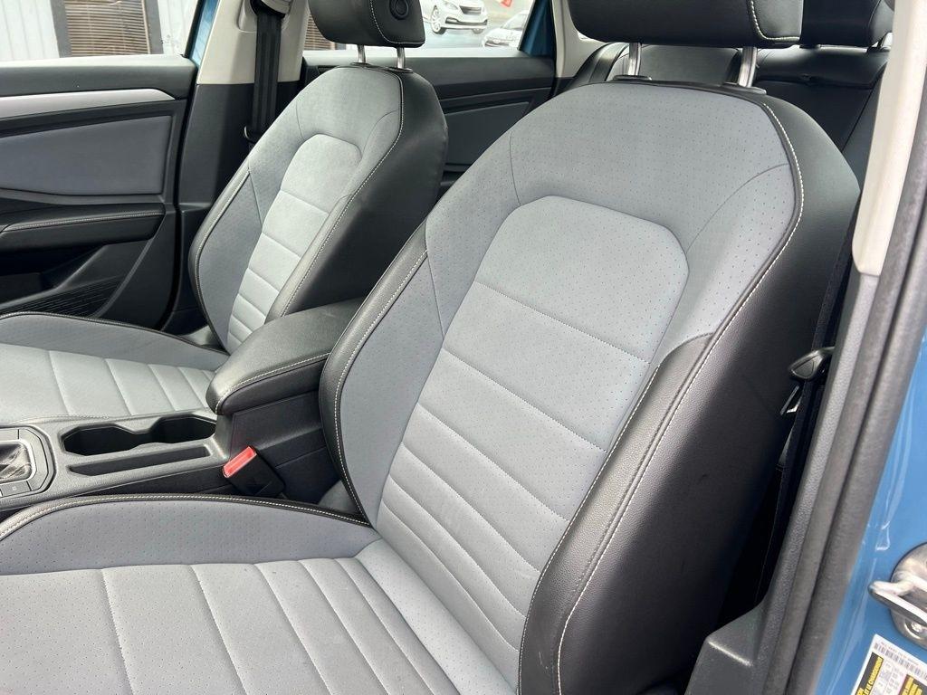 Volkswagen Jetta SE 2025