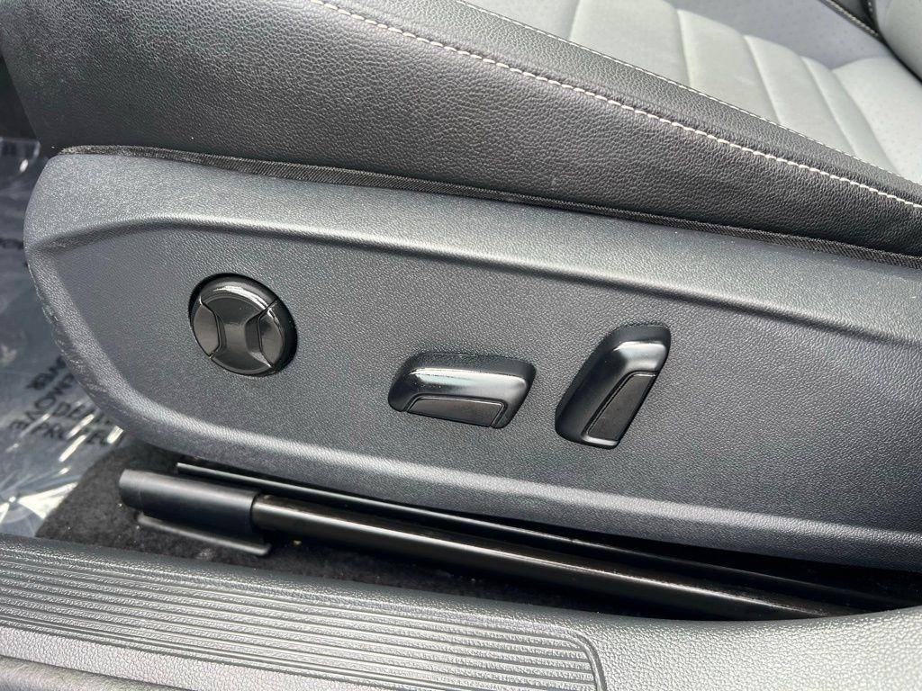 Volkswagen Jetta SE 2025