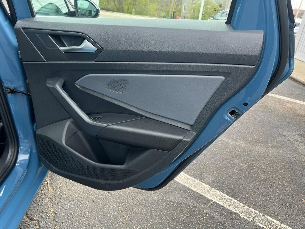 Volkswagen Jetta SE 2025