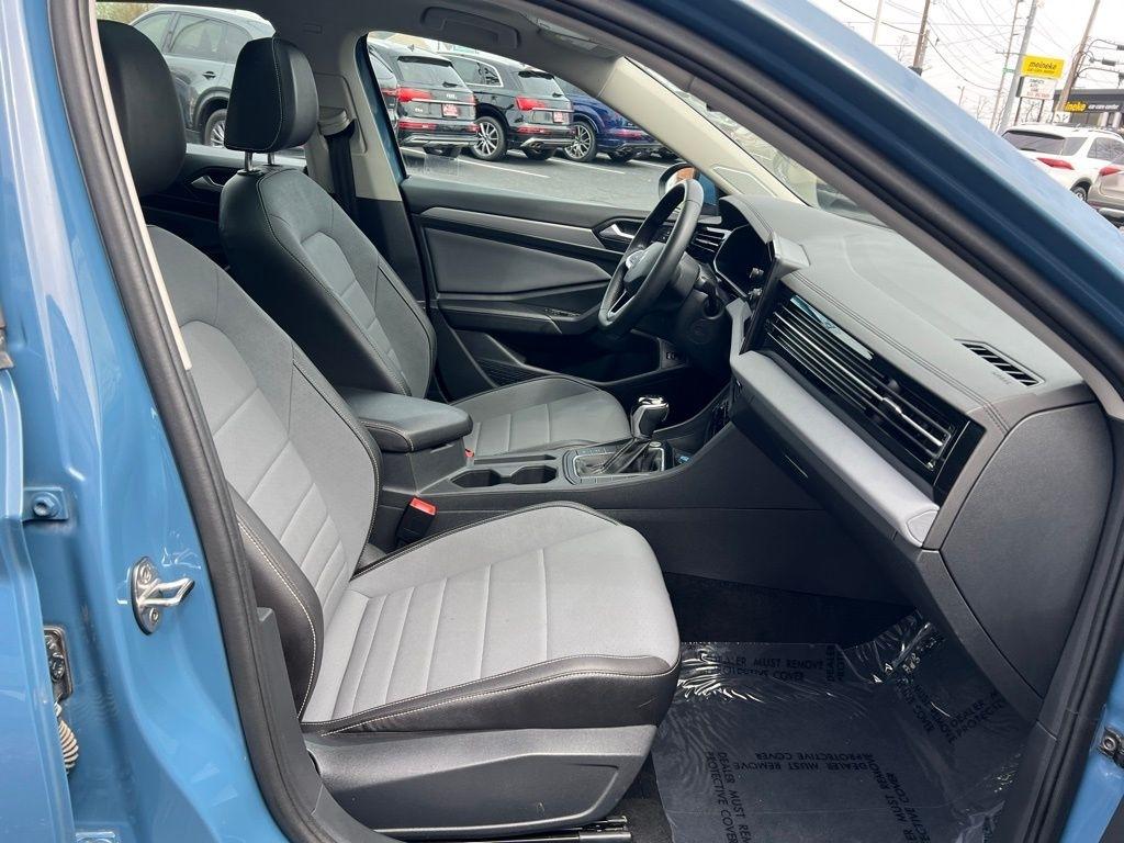 Volkswagen Jetta SE 2025