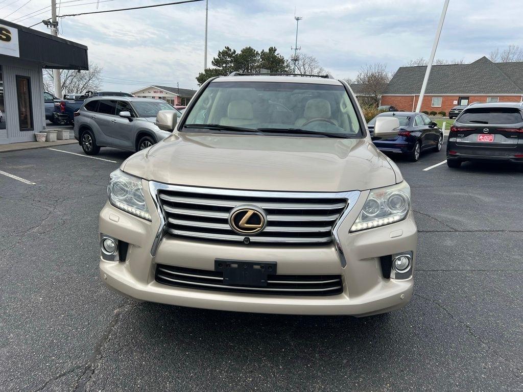 Lexus LX 570 Sport Utility 2013
