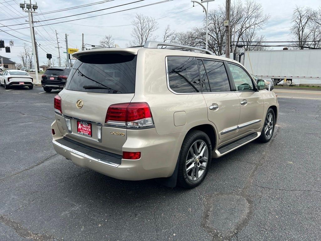 Lexus LX 570 Sport Utility 2013
