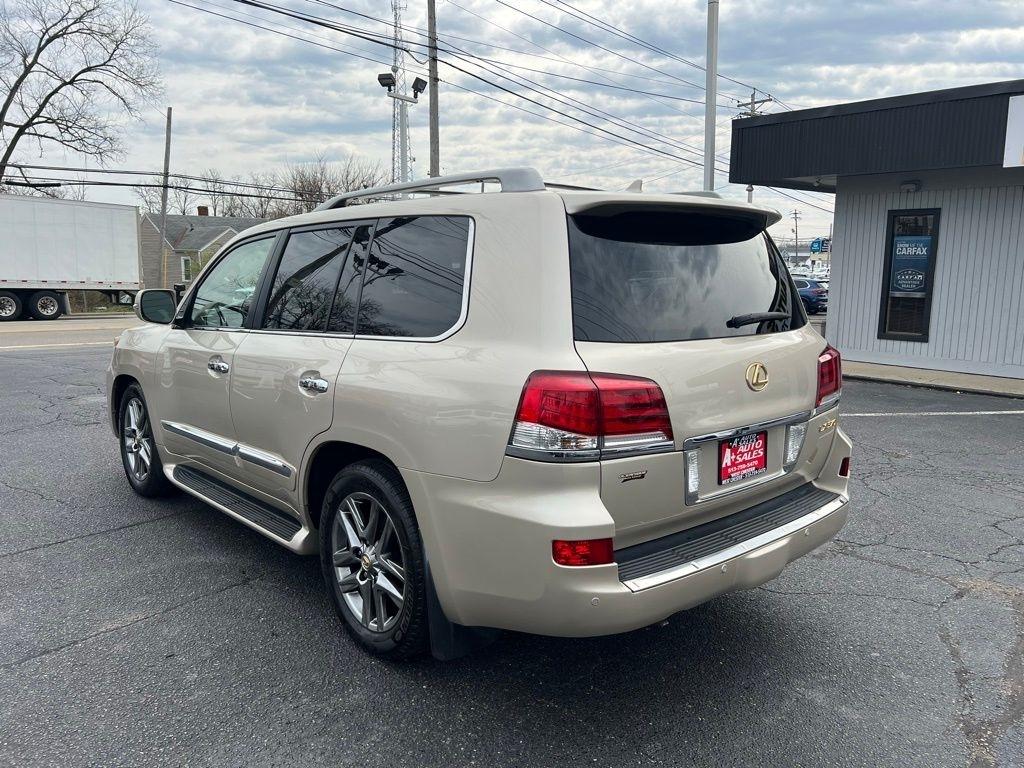Lexus LX 570 Sport Utility 2013