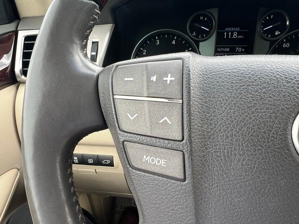 Lexus LX 570 Sport Utility 2013