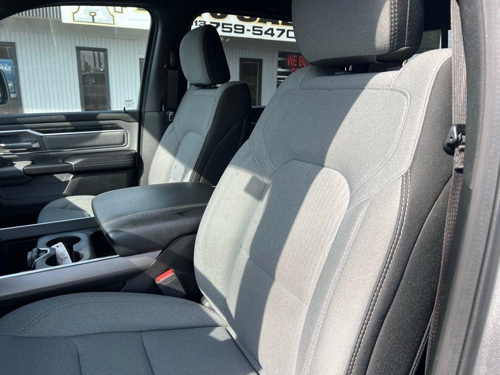 RAM 1500 Big Horn Crew Cab SWB 4WD 2021