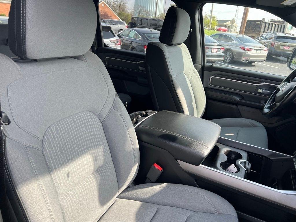 RAM 1500 Big Horn Crew Cab SWB 4WD 2021