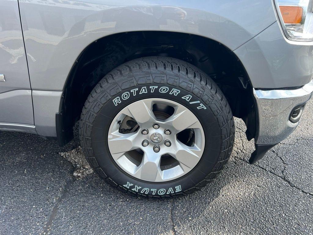 RAM 1500 Big Horn Crew Cab SWB 4WD 2021