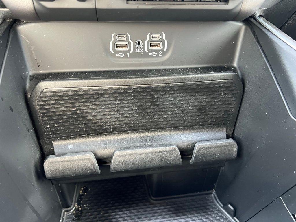 RAM 1500 Big Horn Crew Cab SWB 4WD 2021