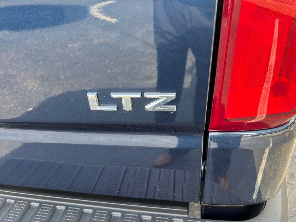 Chevrolet Silverado 1500 Limited LTZ Crew Cab 4WD 2022