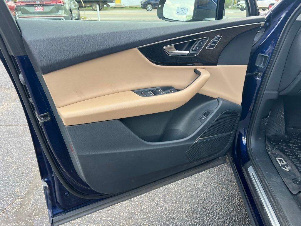 Audi Q7 Premium Plus 45 TFSI quattro 2021