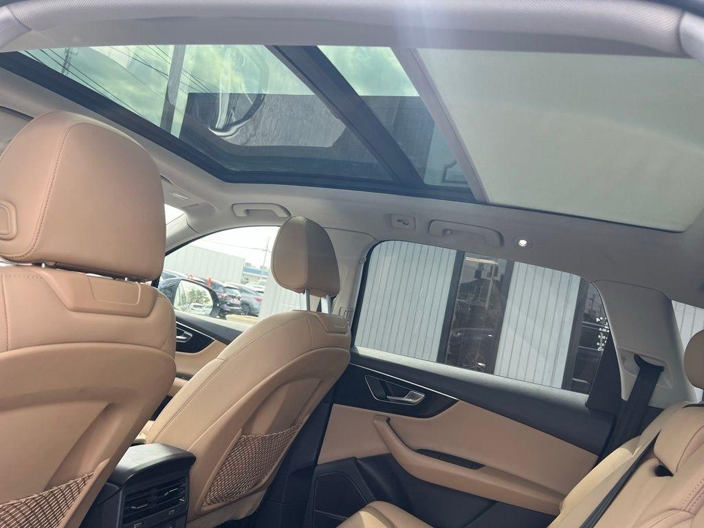 Audi Q7 Premium Plus 45 TFSI quattro 2021