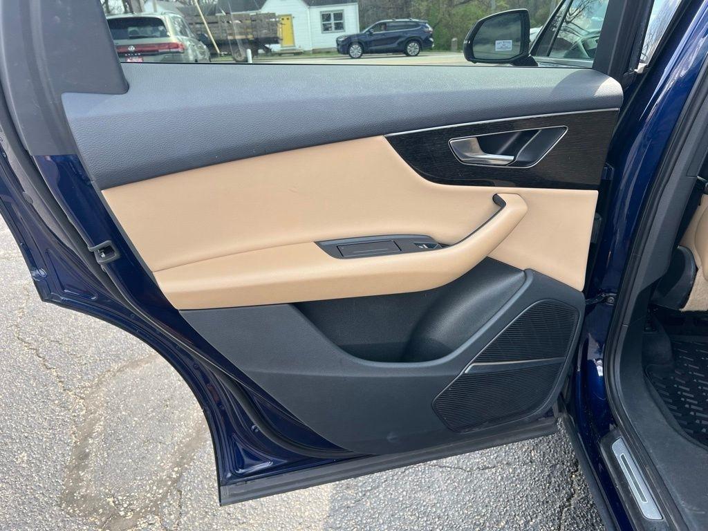 Audi Q7 Premium Plus 45 TFSI quattro 2021