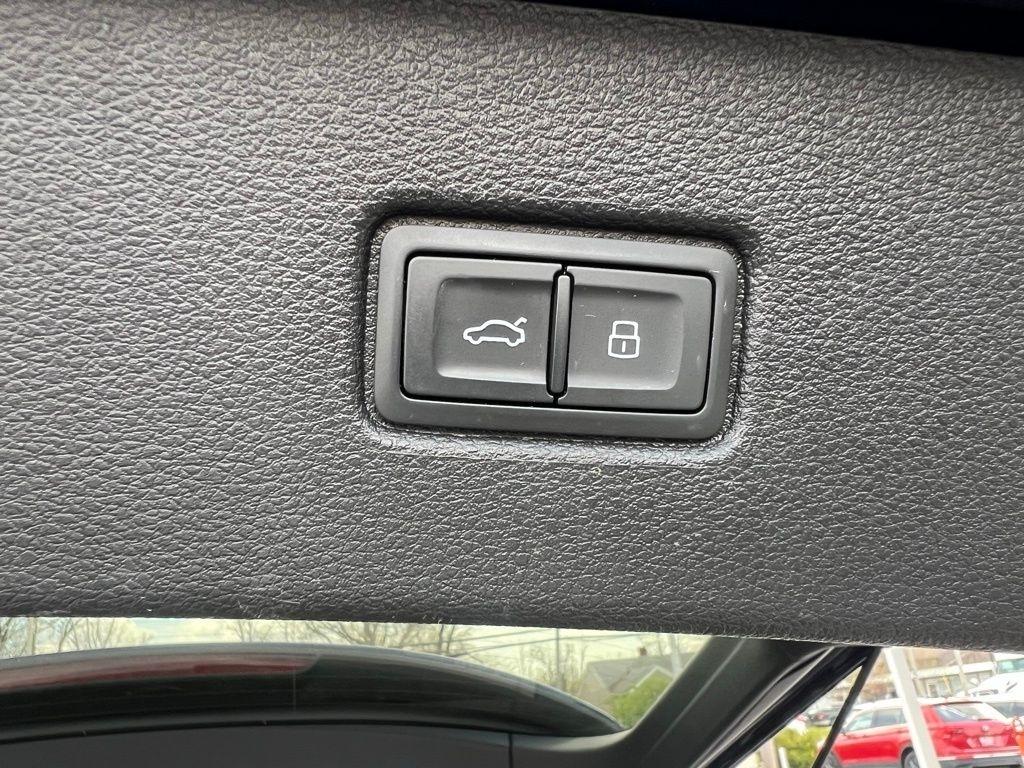 Audi Q7 Premium Plus 45 TFSI quattro 2021