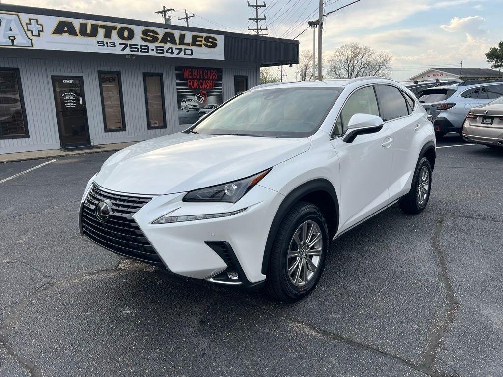 Lexus NX 300 Luxury 2021