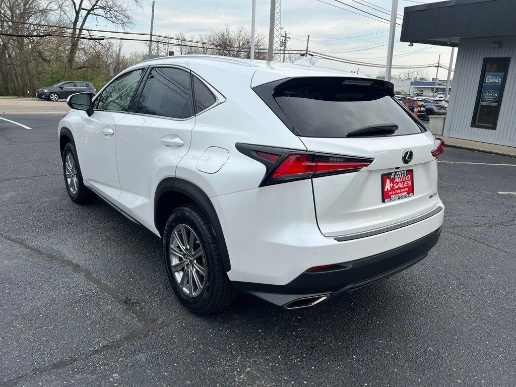 Lexus NX 300 Luxury 2021