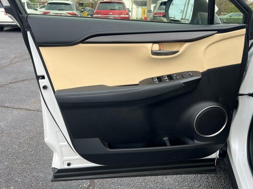 Lexus NX 300 Luxury 2021