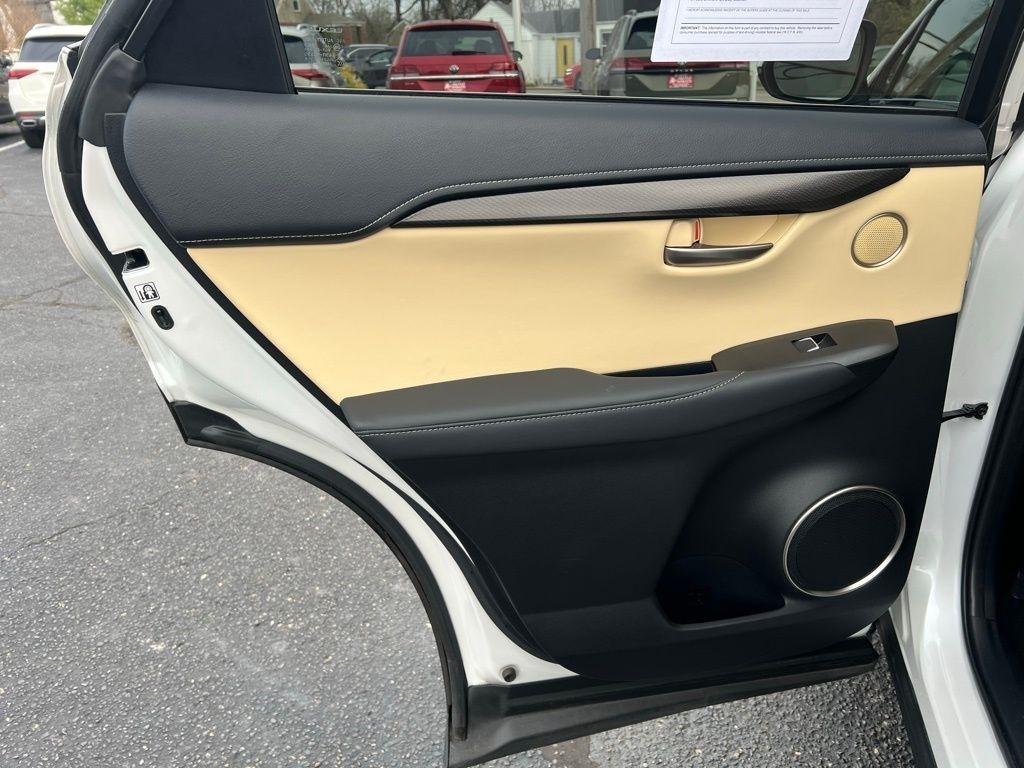 Lexus NX 300 Luxury 2021