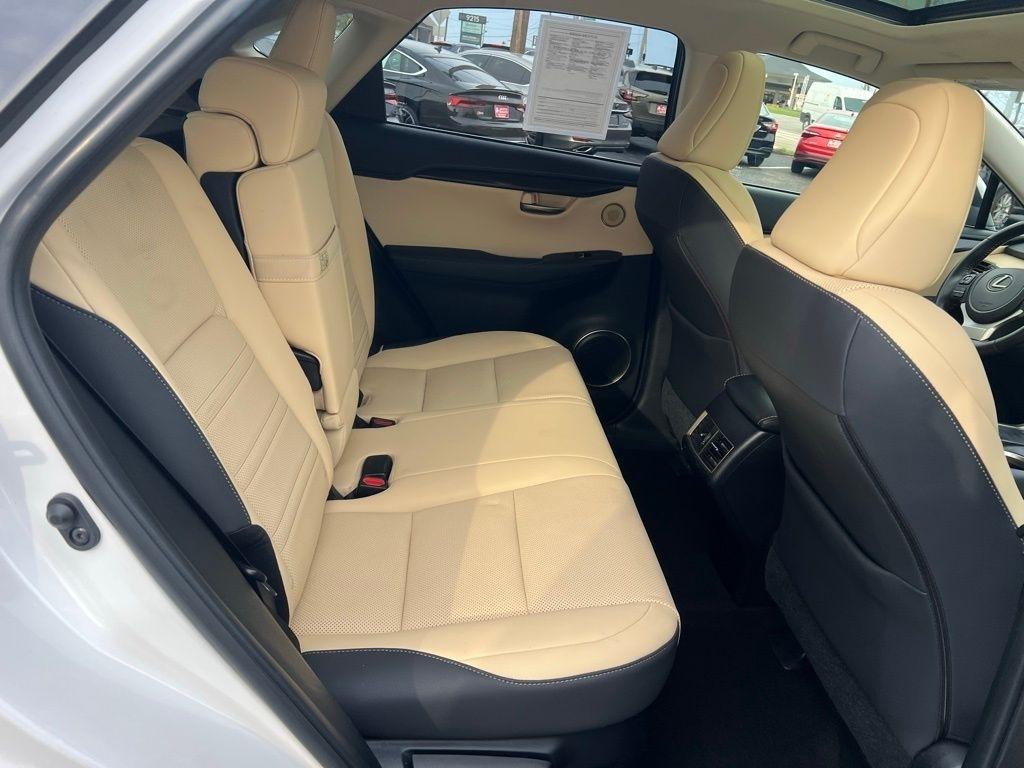 Lexus NX 300 Luxury 2021