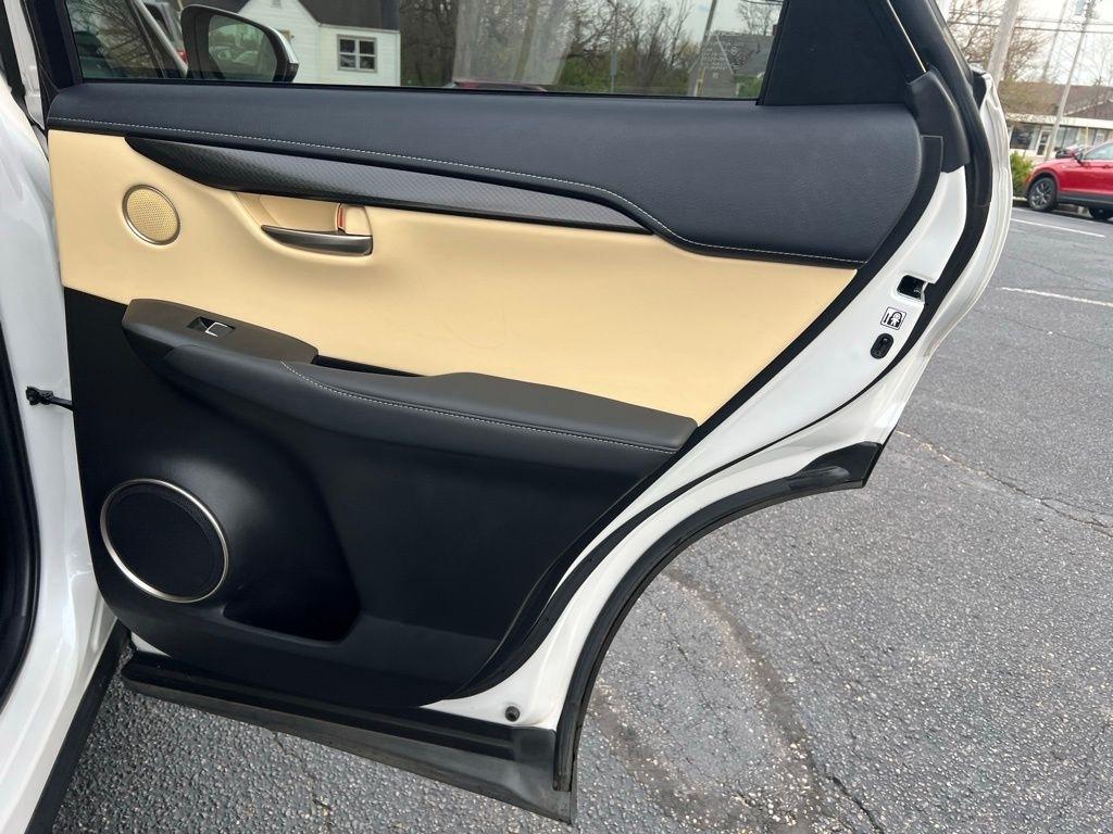 Lexus NX 300 Luxury 2021