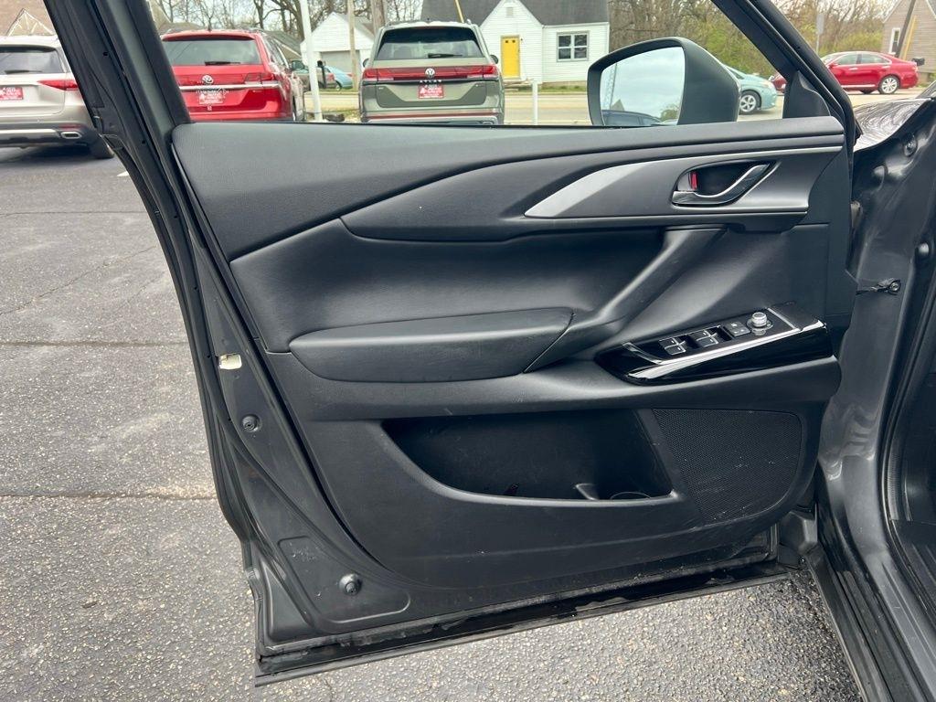 Mazda CX-9 Touring Plus 2023