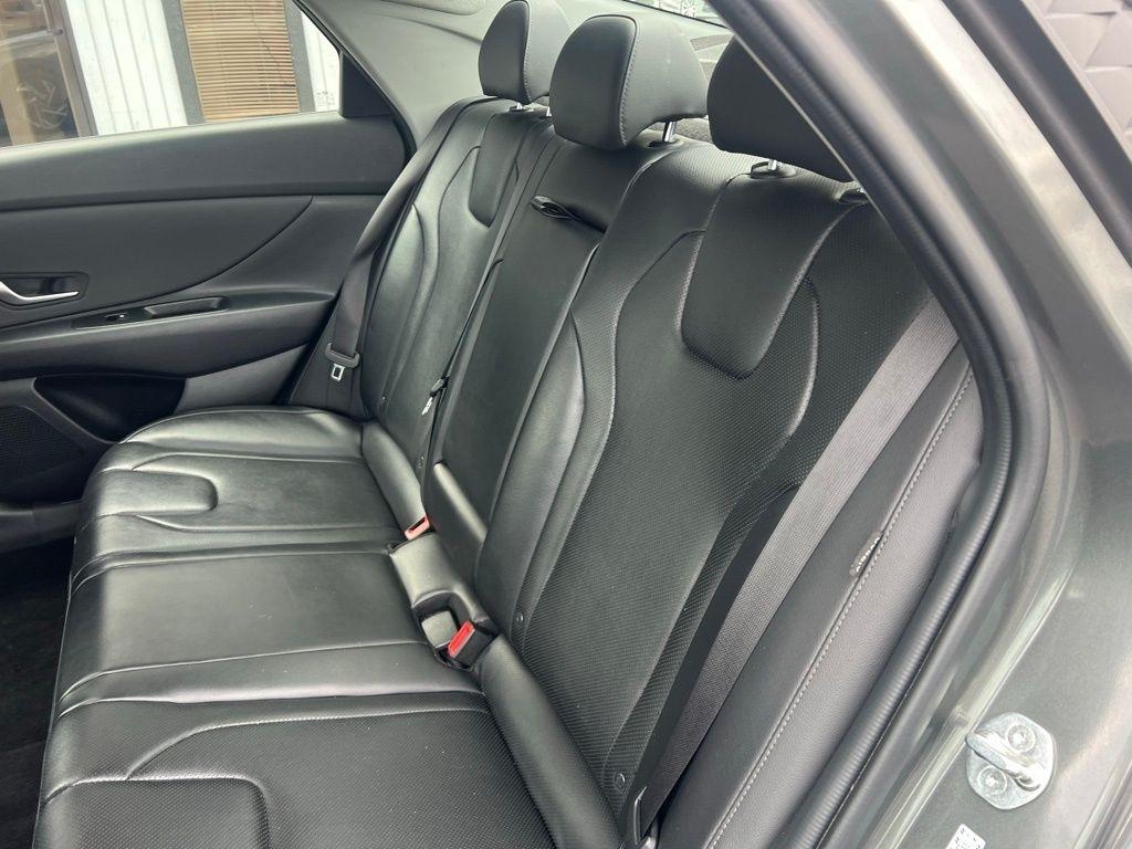 Hyundai Elantra Limited 2024