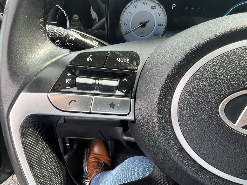 Hyundai Elantra Limited 2024