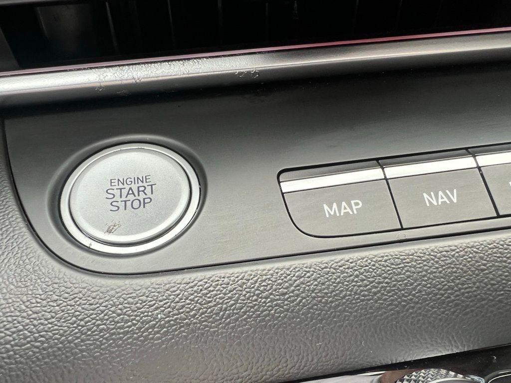 Hyundai Elantra Limited 2024