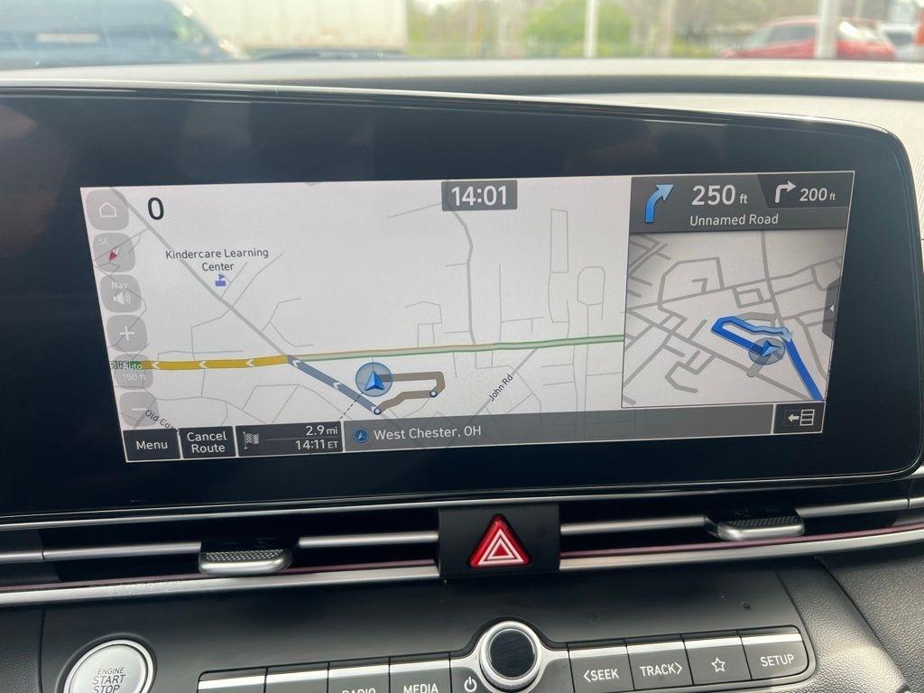 Hyundai Elantra Limited 2024